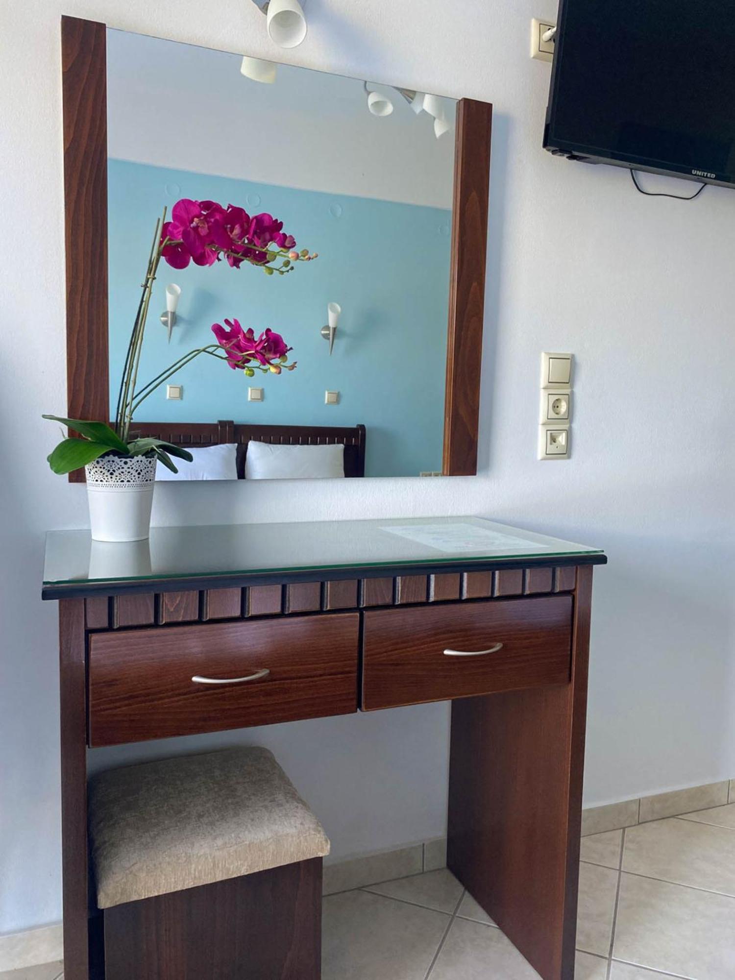 Hotel Alexandros Ammoudia Extérieur photo