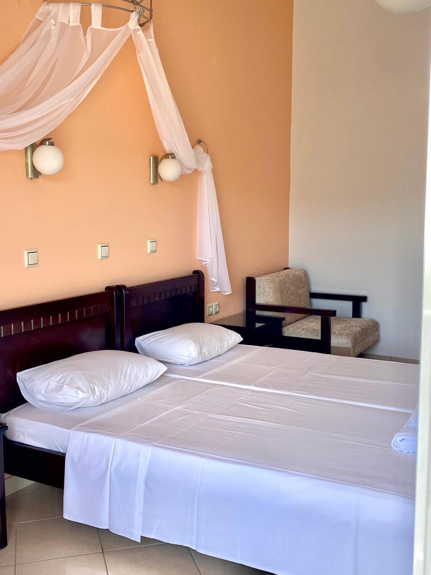 Hotel Alexandros Ammoudia Extérieur photo